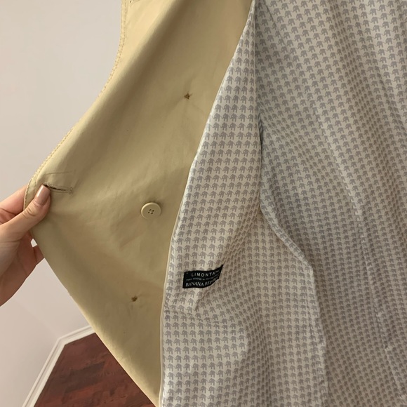 Banana Republic Fall Trench Coat - Picture 3 of 7